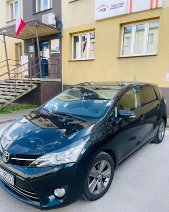Toyota Verso cena 44900 przebieg: 209500, rok produkcji 2014 z Jędrzejów małe 631